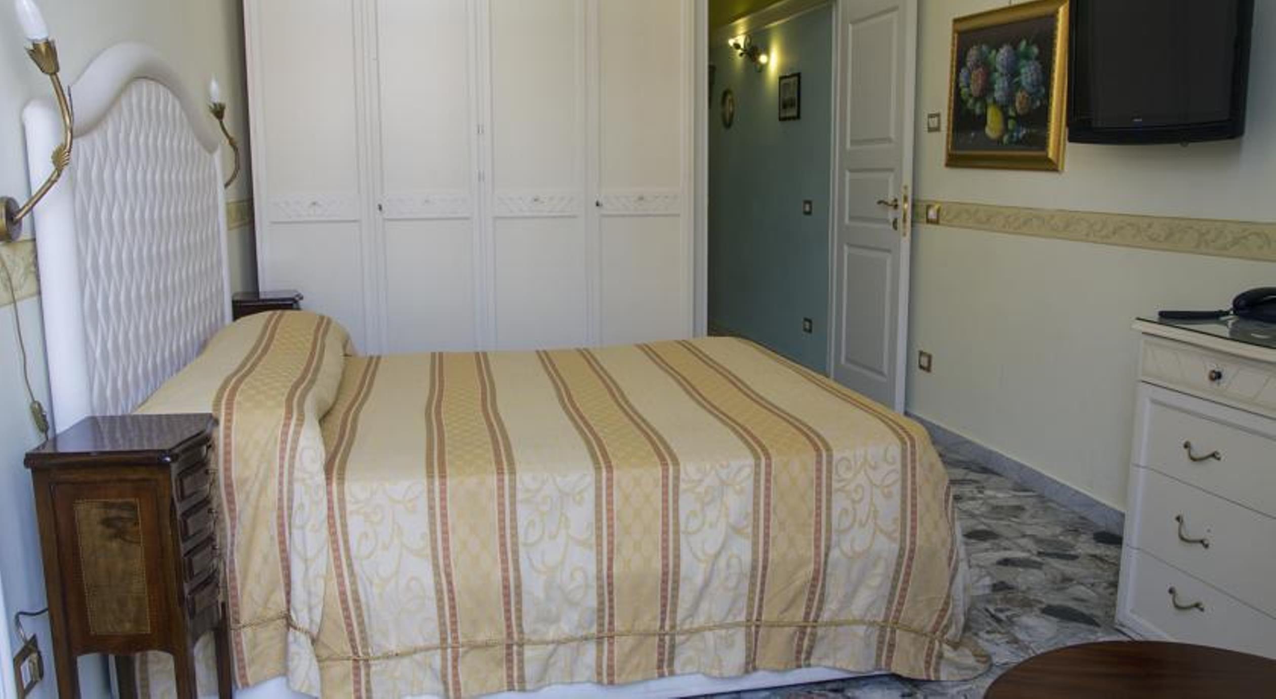 B&B Art Suite Santa Brigida Neapel Exteriör bild